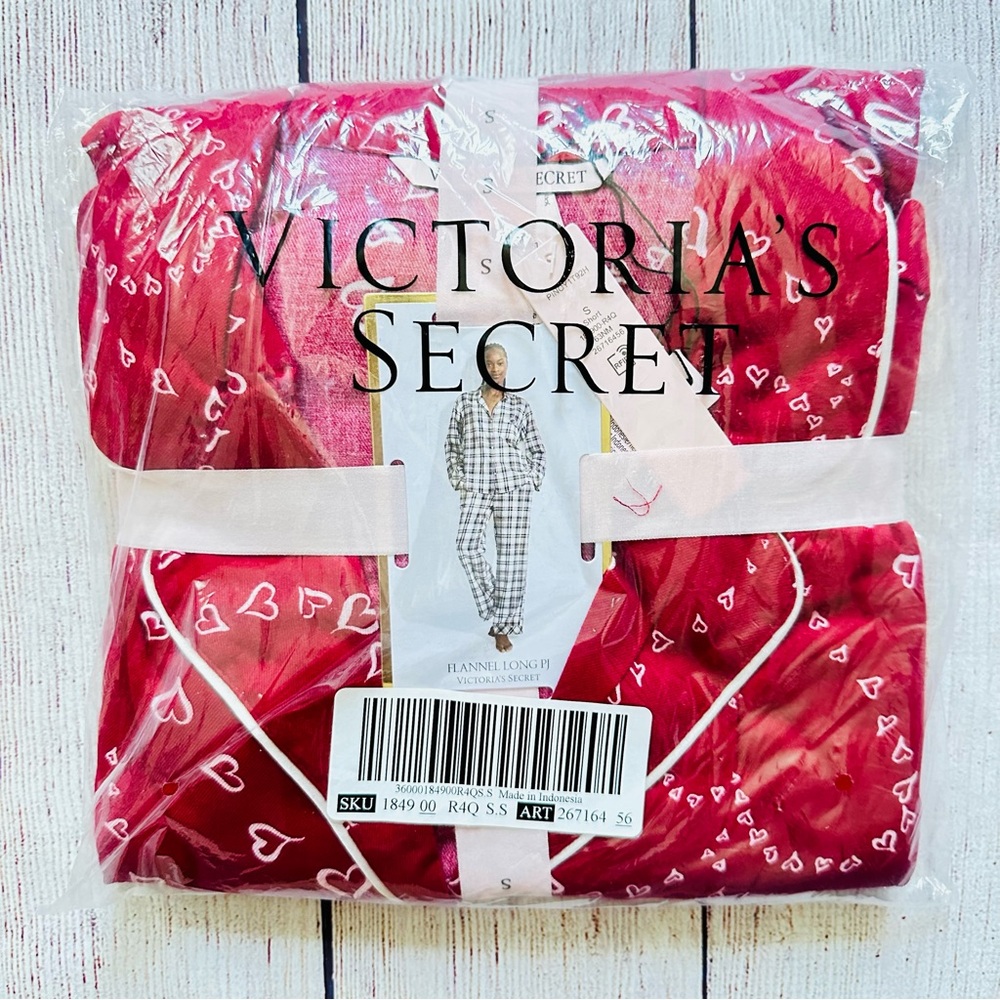 Victoria Secret’s Flannel Long Swirl Heart Pajama Set Size Small Short NEW - Picture 3 of 4